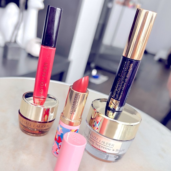 🎁Holiday special 🎁 Estee Lauder 6 pieces gift set+ Tote bag - Picture 2 of 12